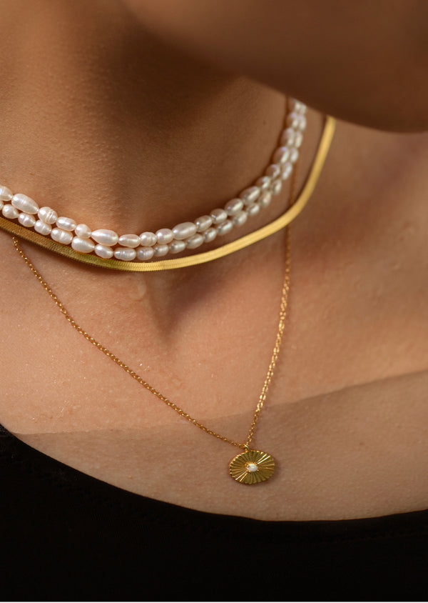 Pour Toi Snake Choker