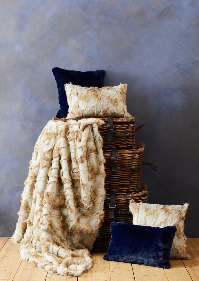 Premier Housewares Bosie Lamina Grey And Natural Fur Throw