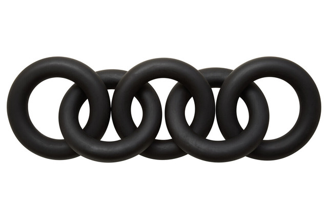 Premier Housewares Cato Black Wooden 5 Link Chain Decor