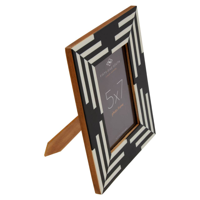 Premier Housewares Donato 5in X 7in Black And White Stripe Photo Frame