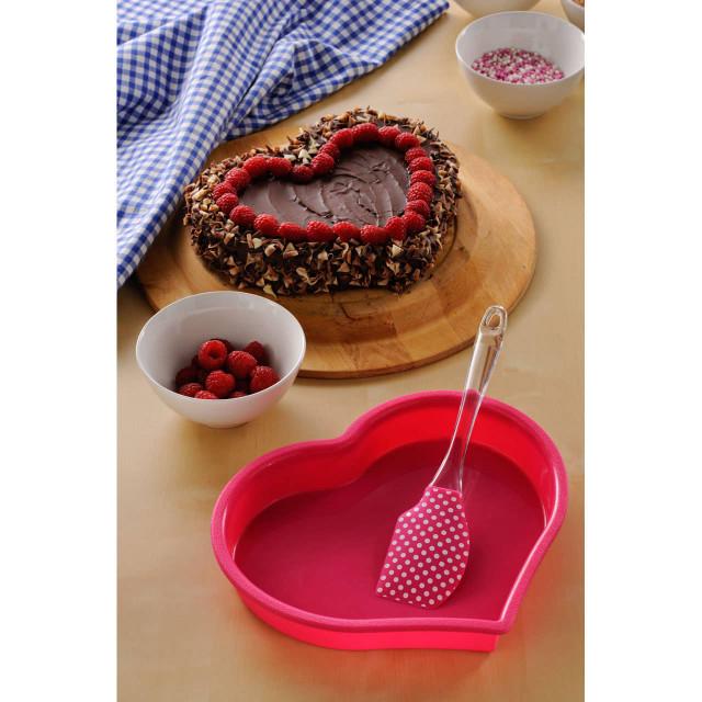 Premier Housewares Heart Silicone Mould And Spatula Baking Set
