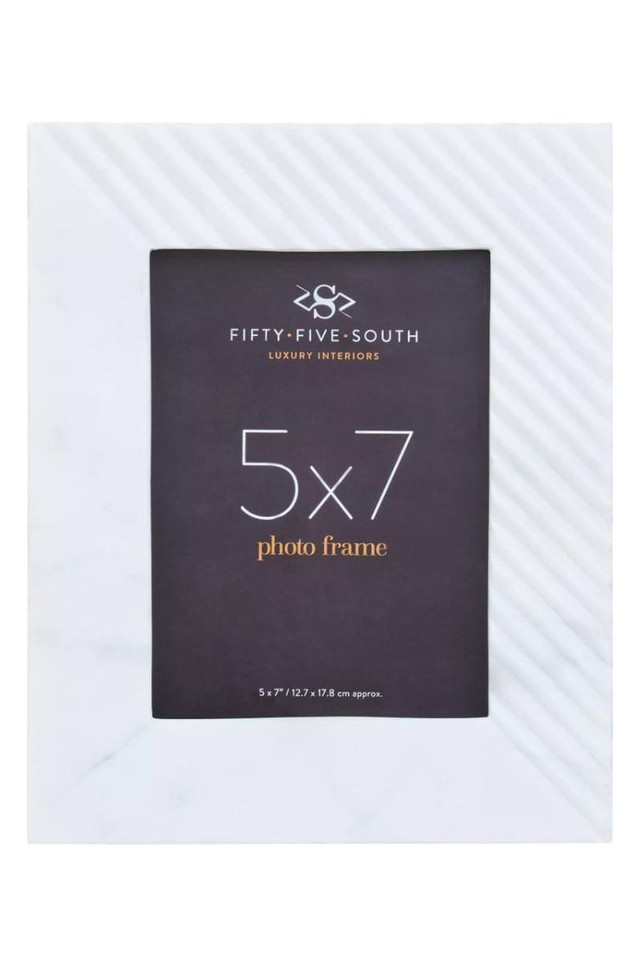 Premier Housewares Oxana Large Ribbed White Marble 5In X 7In Photo Frame