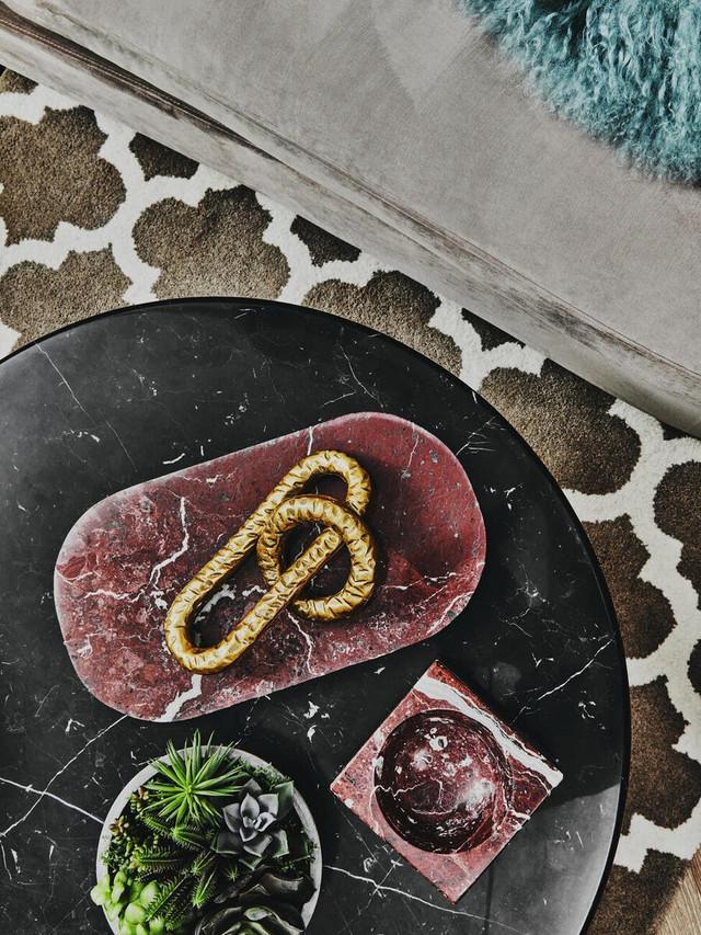 Premier Housewares Prato Hammered Gold Chain Sculpture