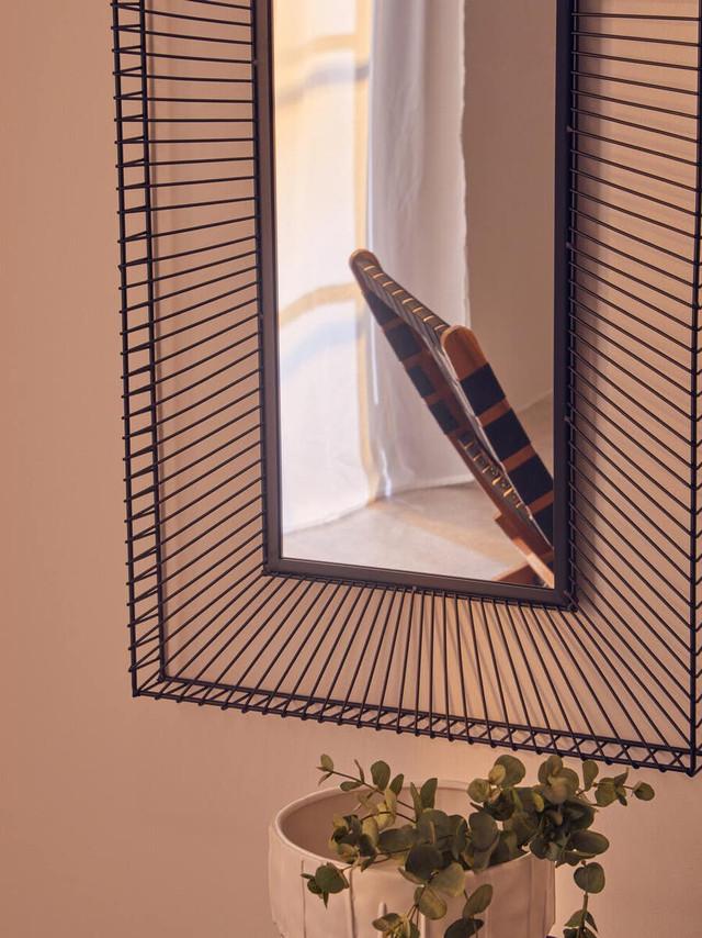 Premier Housewares Trento Wall Mirror With Black Metal Frame