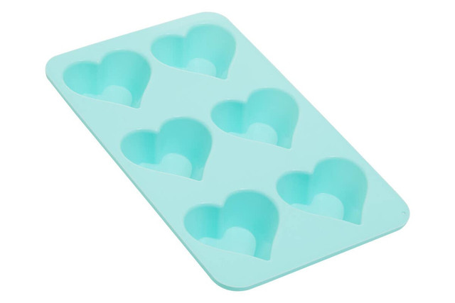 Premier Housewares Zing Pastel Green Heart Shape Cake Mould