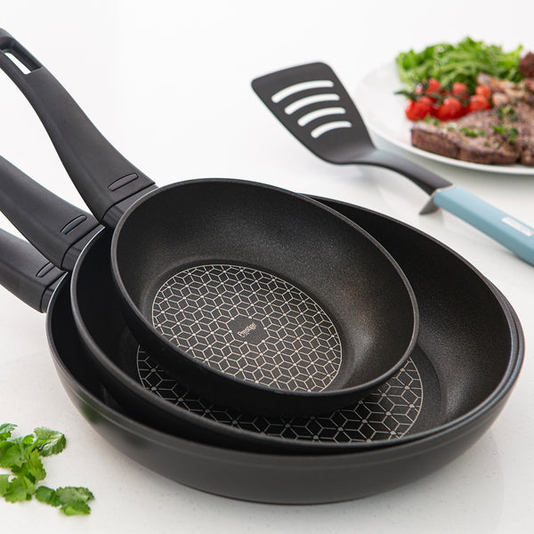 Prestige Thermo Smart Heat Indicator Non-Stick Wok - 28cm