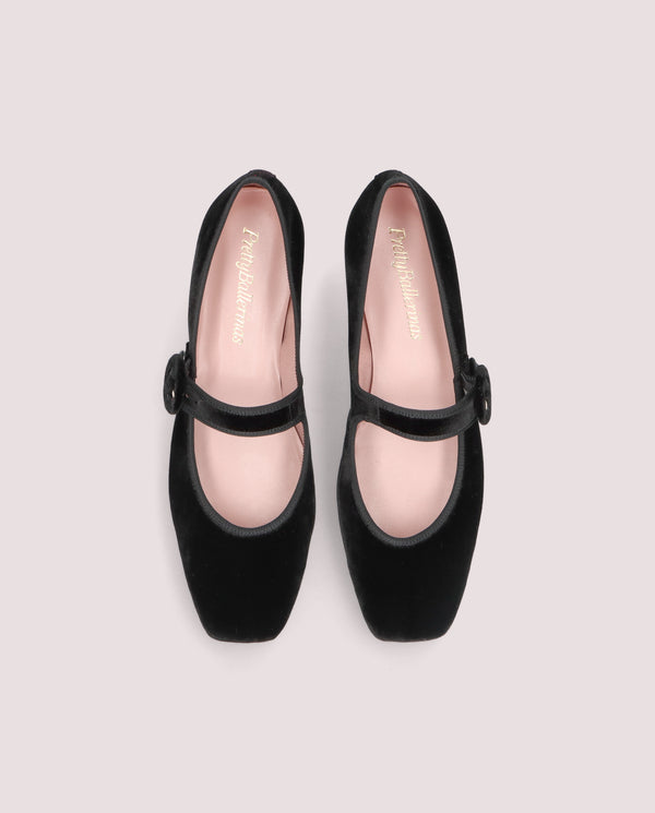 Pretty Ballerinas Camille Black Knitted Ballet Flats