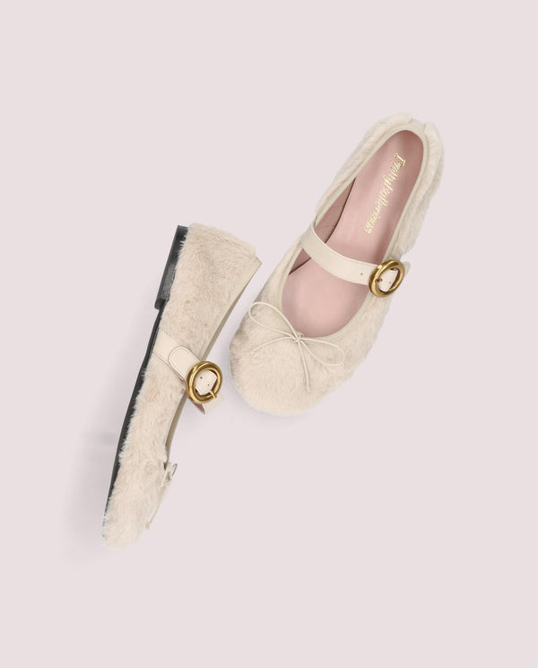 Pretty Ballerinas Georgia White Knitted Ballet Flats