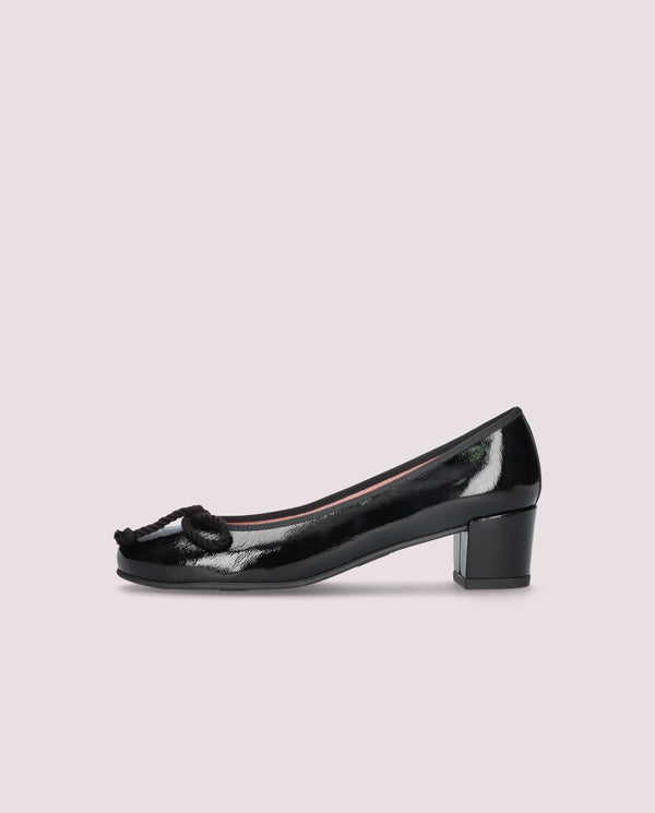 Pretty Ballerinas Joanna Negros Patent Leather Ballet Flats