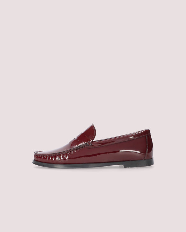 Pretty Ballerinas Josephine Red Patent Leather Loafers