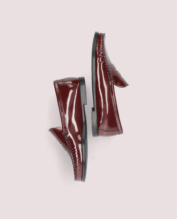 Pretty Ballerinas Josephine Red Patent Leather Loafers