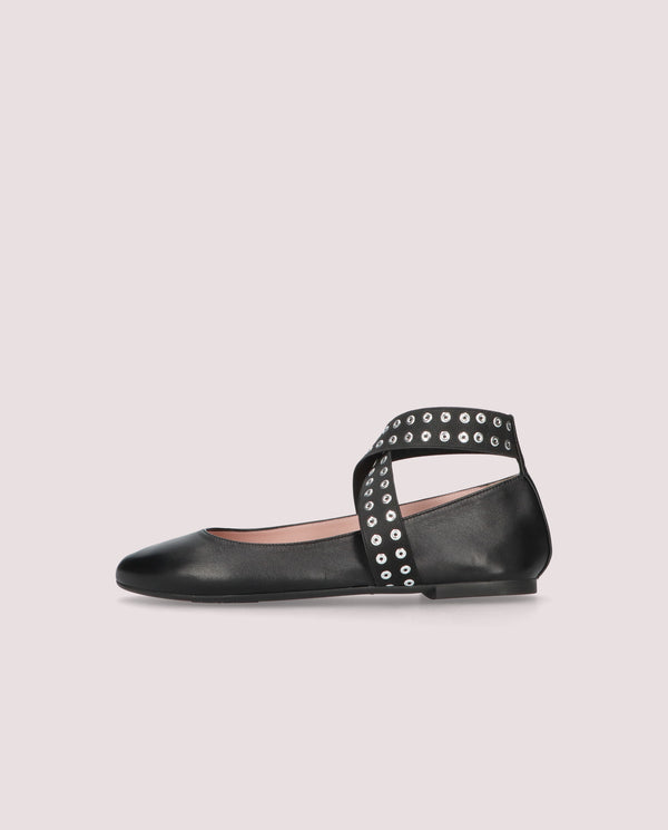 Pretty Ballerinas Nicole Black Leather Ballet Flats