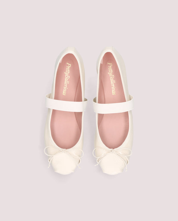 Pretty Ballerinas Nicole Blancos Patent Leather Ballet Flats