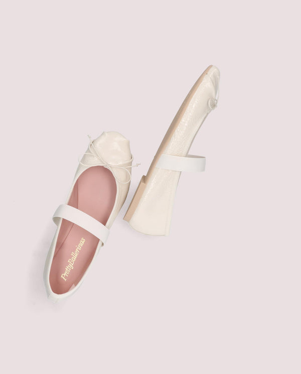 Pretty Ballerinas Nicole Blancos Patent Leather Ballet Flats