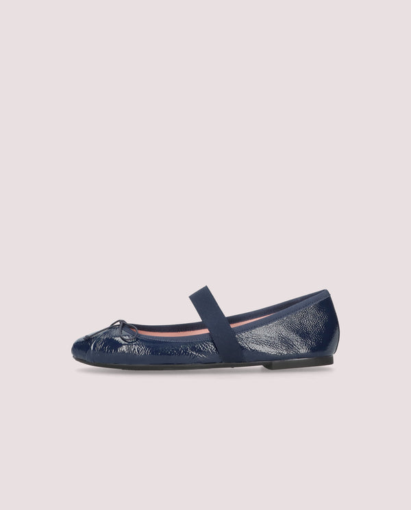 Pretty Ballerinas Nicole Blue Patent Leather Ballet Flats