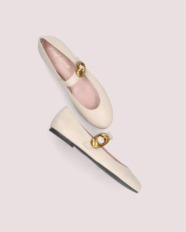 Pretty Ballerinas Nicole White Leather Ballet Flats