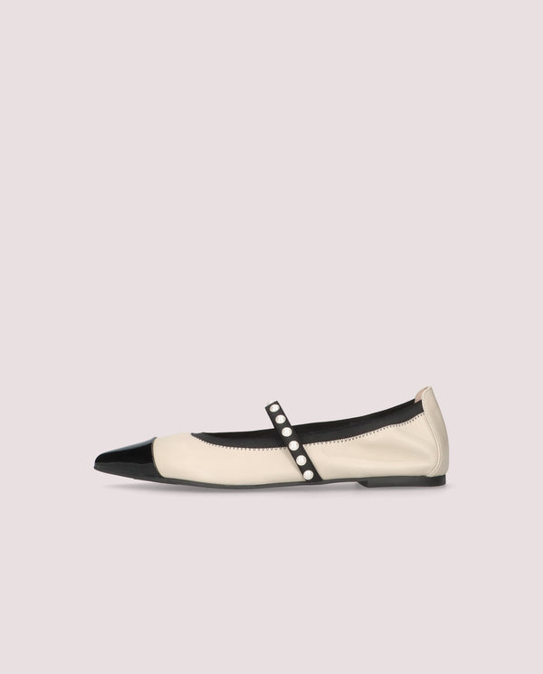 Pretty Ballerinas Ella White Leather Ballet Flats