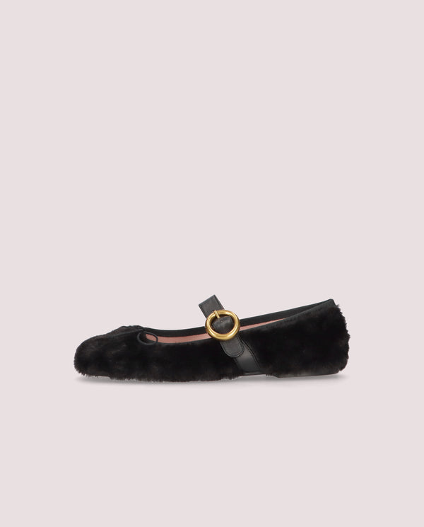 Pretty Ballerinas Georgia Black Woven Ballet Flats