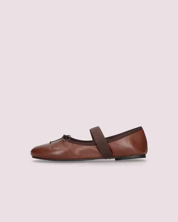 Pretty Ballerinas Lea Brown Leather Ballet Flats