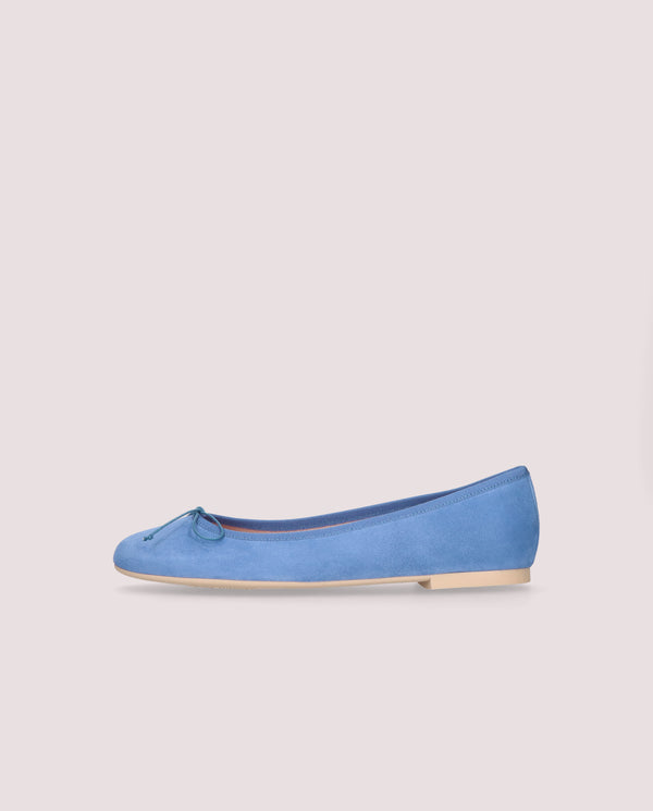 Pretty Ballerinas Nicole Blue Suede Ballet Flats
