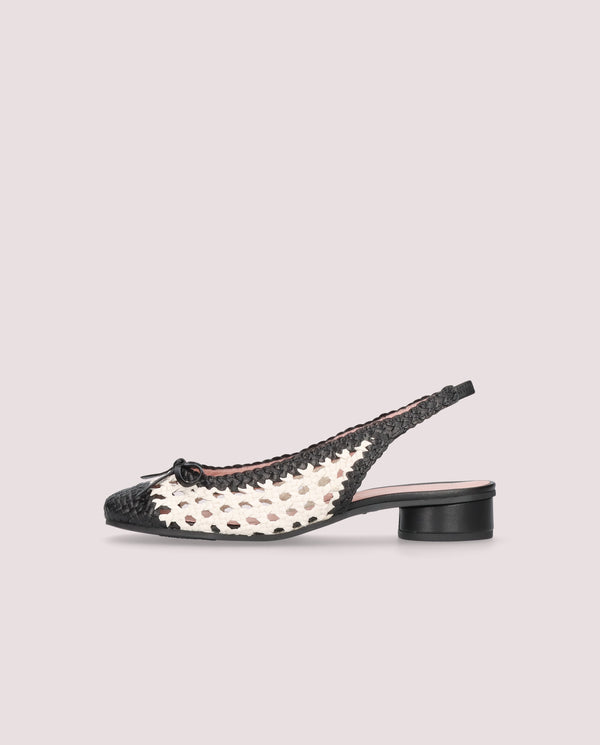 Pretty Ballerinas Odette Black Leather Salon