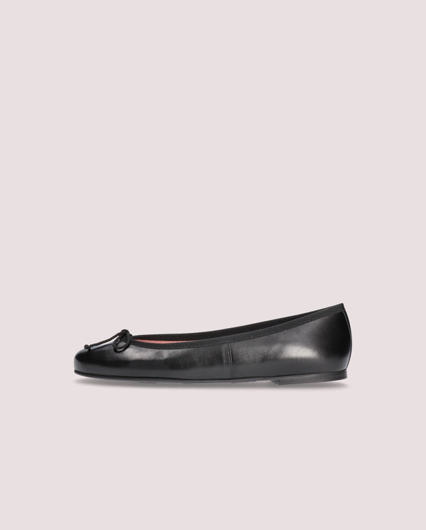 Pretty Ballerinas Rosario Black Leather Ballet Flats