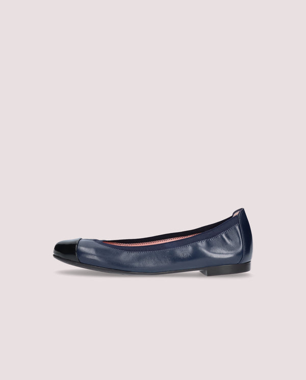 Pretty Ballerinas Shirley Blue Leather Ballet Flats