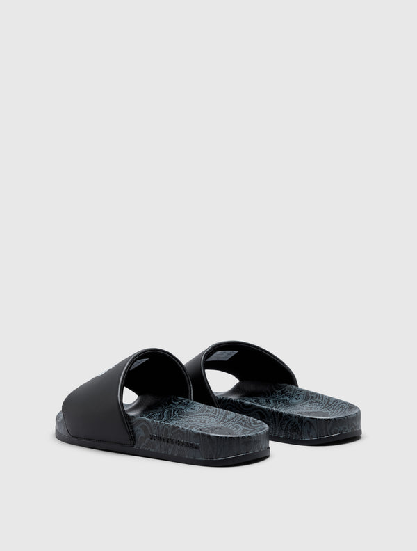 Pretty Green Mocku Slider