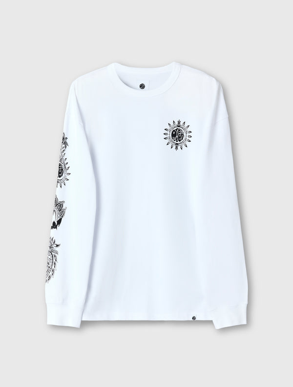 pretty green Parthian Long Sleeve T-shirt White