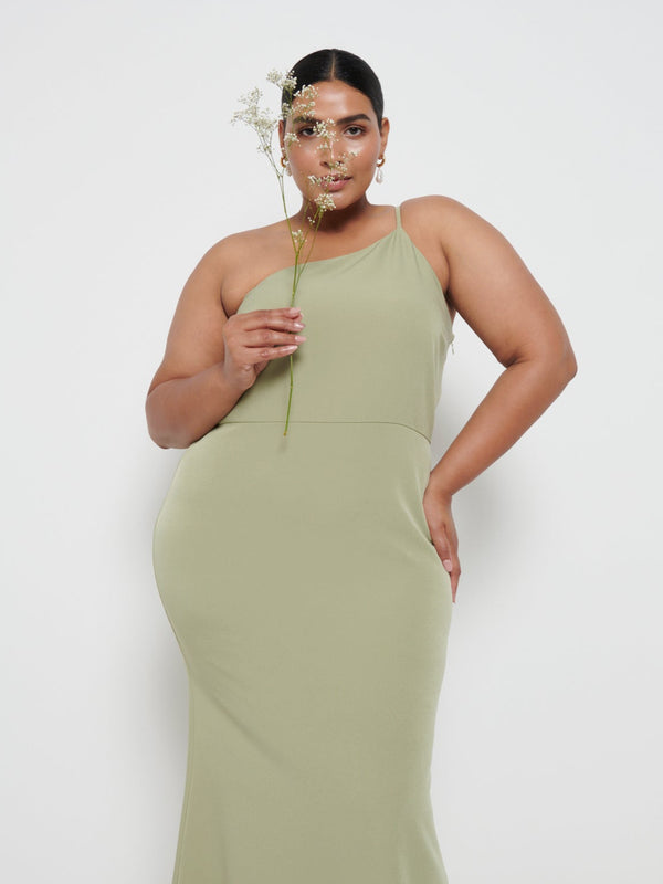 Pretty Lavish Amelia Crepe Maxi Bridesmaid Dress Curve