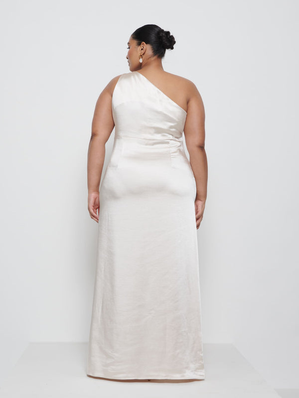 Pretty Lavish Amelia Ruched Maxi Bridesmaid Dress Curve
