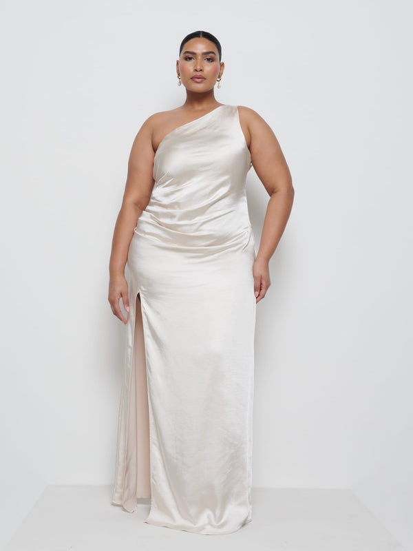 Pretty Lavish Amelia Ruched Maxi Bridesmaid Dress Curve