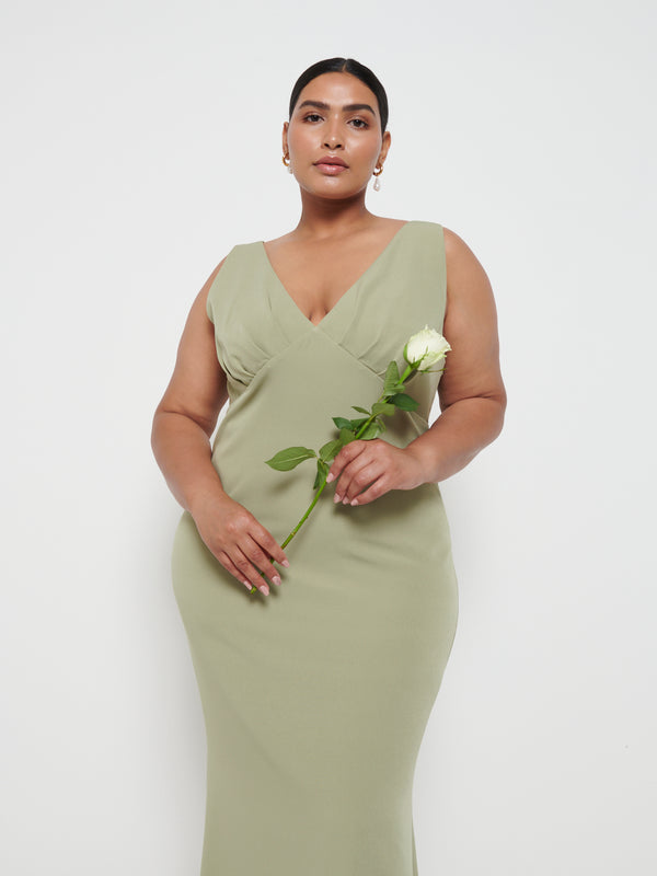 Pretty Lavish Esmee Crepe Maxi Bridesmaid Dress Curve