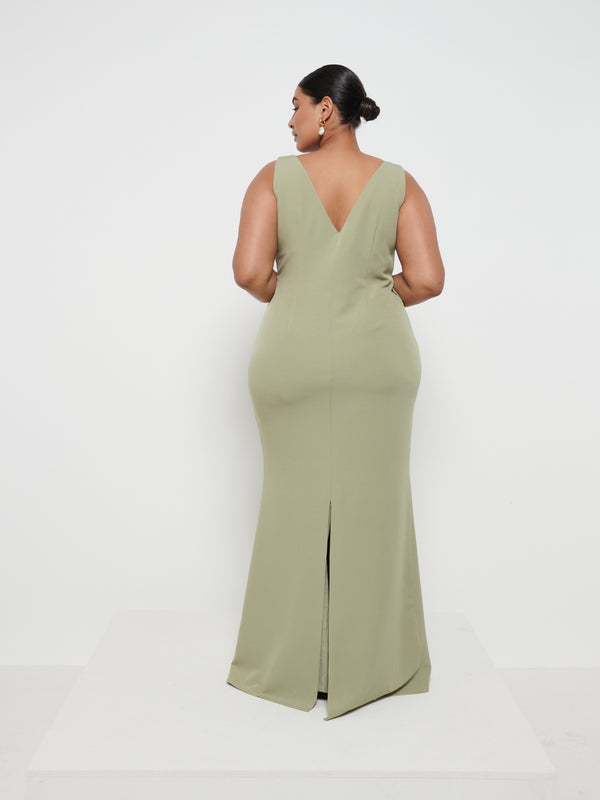 Pretty Lavish Esmee Crepe Maxi Bridesmaid Dress Curve