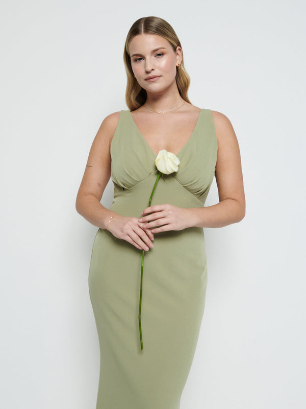 Pretty Lavish Esmee V-Neck Crepe Maxi Bridesmaid Dress