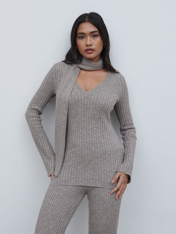 Pretty Lavish Jessie V Neck Ribbed Knit Top With Scarf