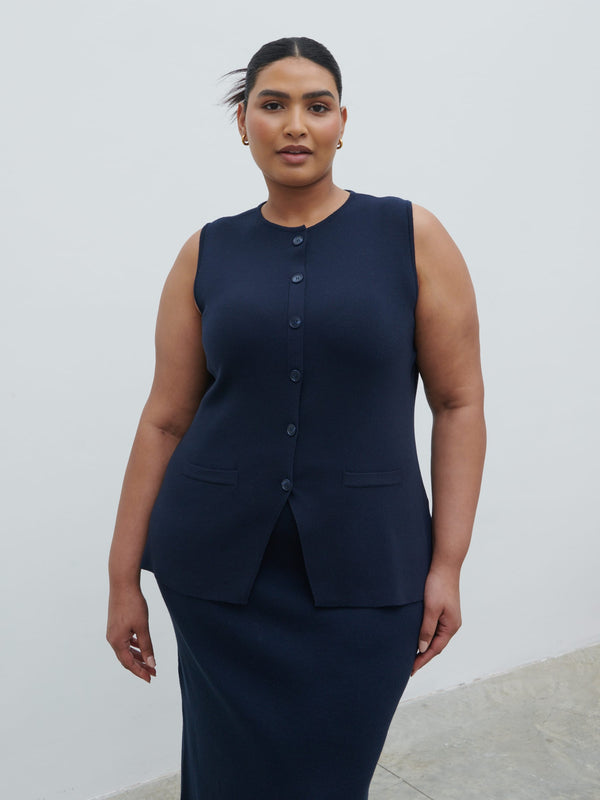 Pretty Lavish Alba Knit Waistcoat Curve