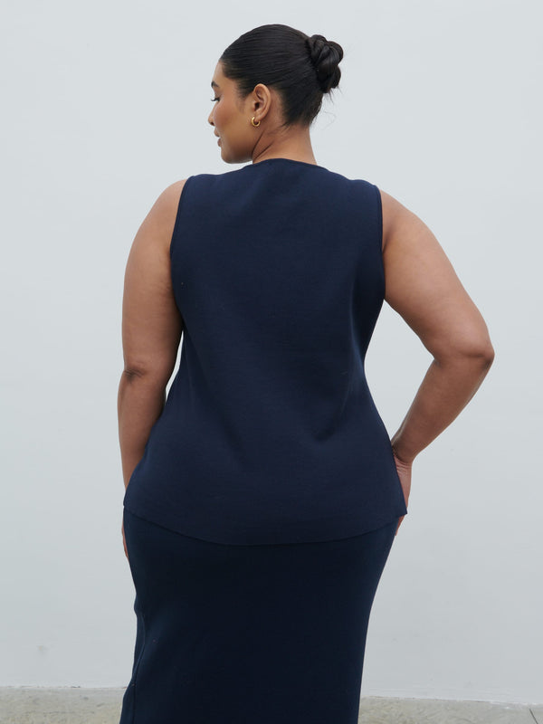 Pretty Lavish Alba Knit Waistcoat Curve