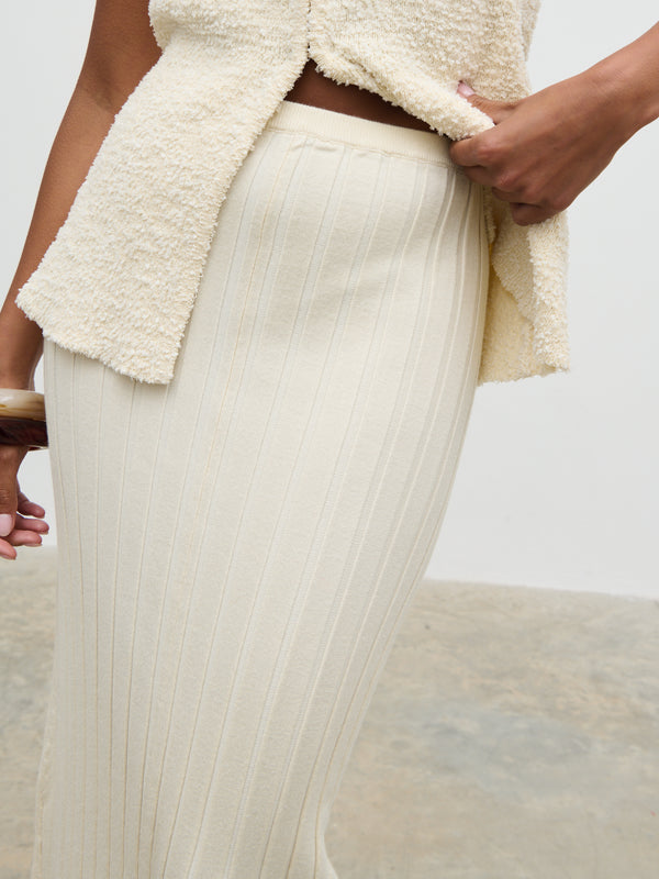 Pretty Lavish Alma Pleated Knit Maxi Skirt