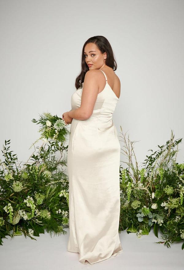 Pretty Lavish Amelia Maxi Bridesmaid Dress Curve