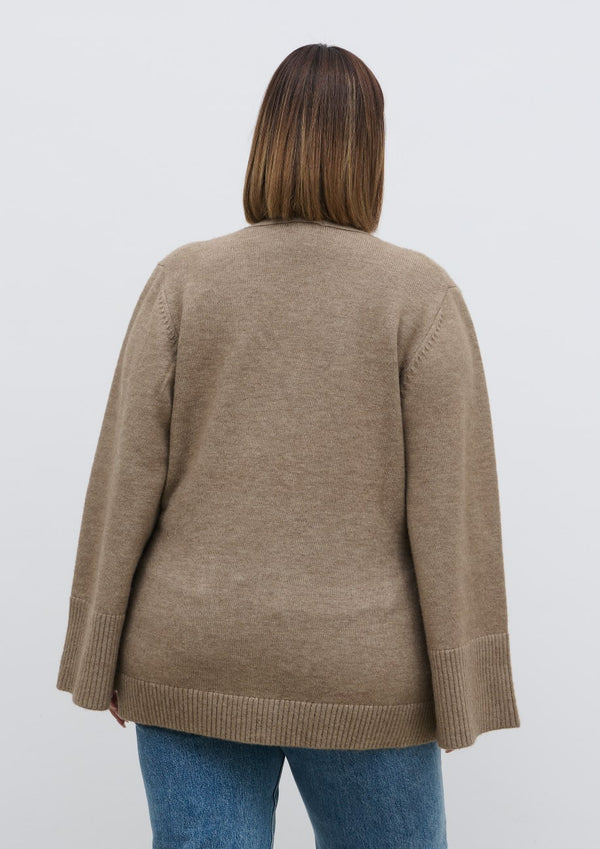 Pretty Lavish Autumn Knit Cardigan Curve