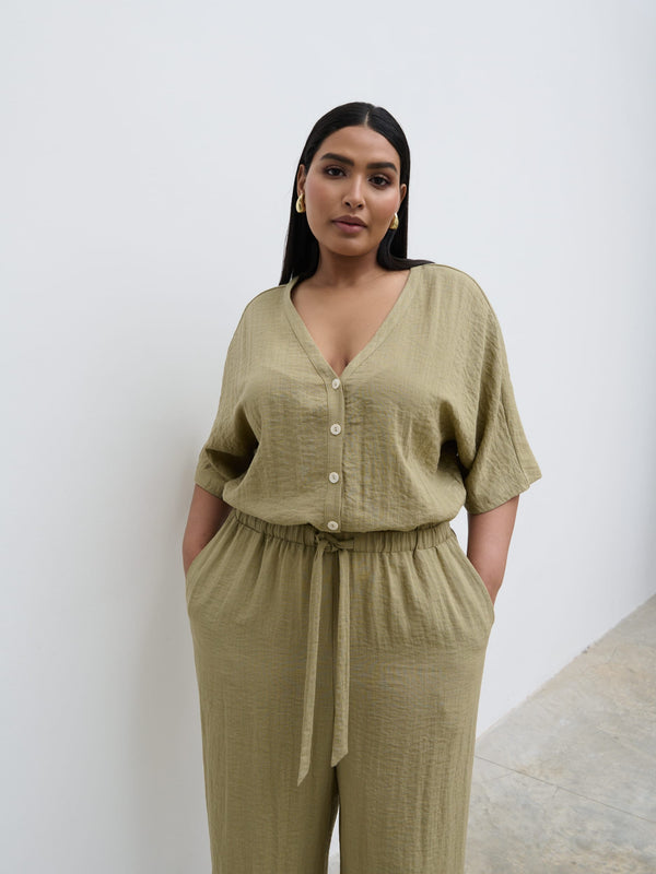 Pretty Lavish Carey Easywear Jumpsuit Curve