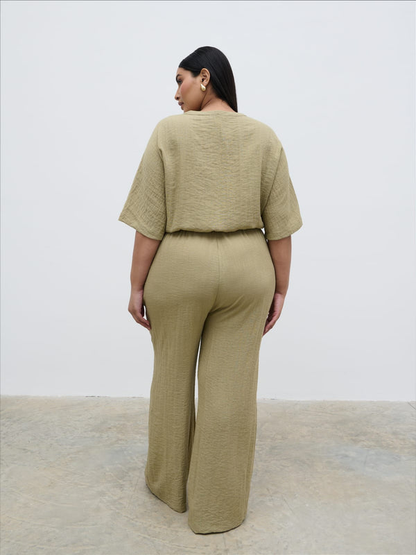 Pretty Lavish Carey Easywear Jumpsuit Curve