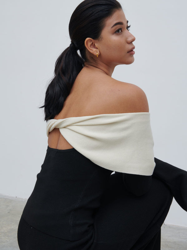 Pretty Lavish Ema Twist Bardot Knit Top