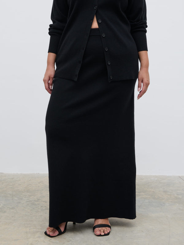 Pretty Lavish Justine Rib Knit Maxi Skirt Curve