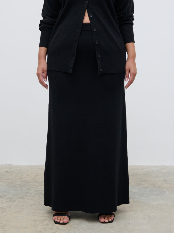 Pretty Lavish Justine Rib Knit Maxi Skirt Curve