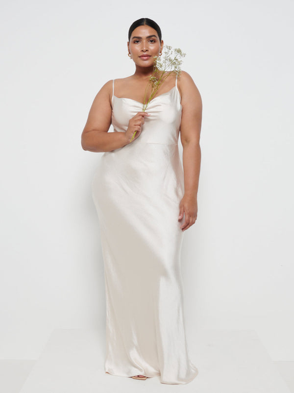 Pretty Lavish Keisha Maxi Bridesmaid Dress Curve