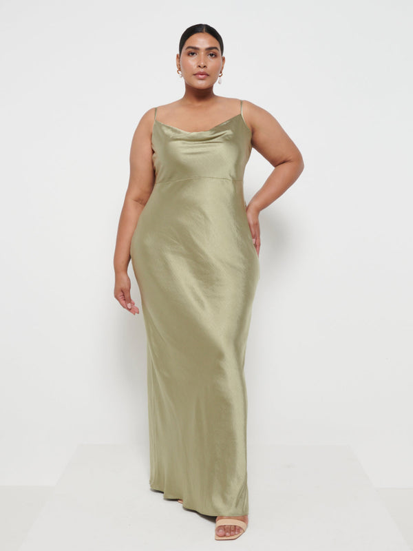 pretty lavish Keisha Maxi Bridesmaid Dress Curve