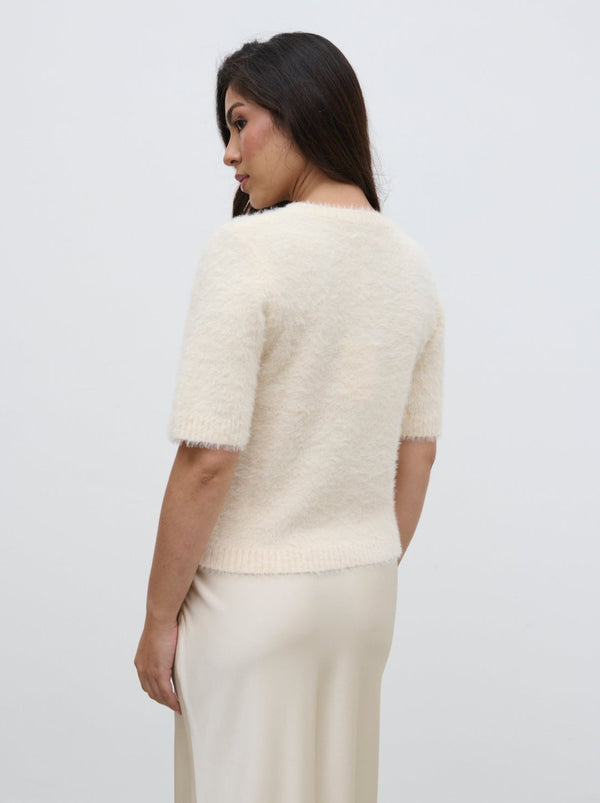 Pretty Lavish Kelly Cropped Fluffy Knit T-Shirt