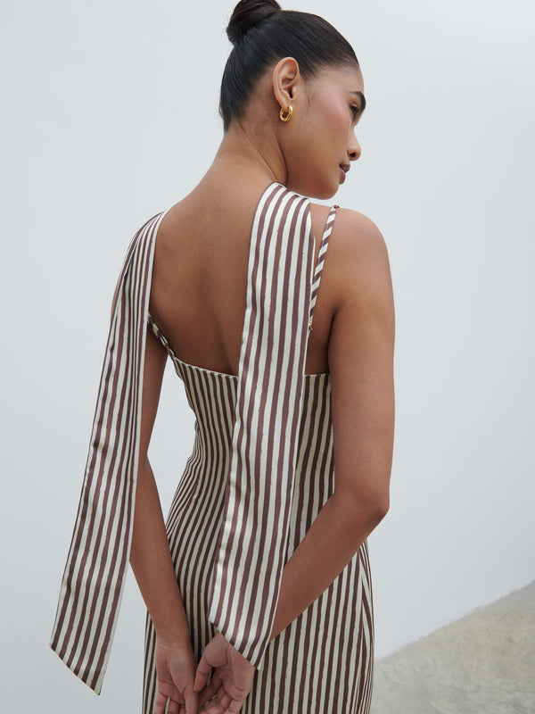 Pretty Lavish Serita V Neck Tiered Maxi Dress